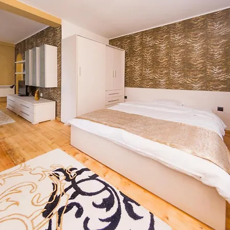 Alina Guest house 3*